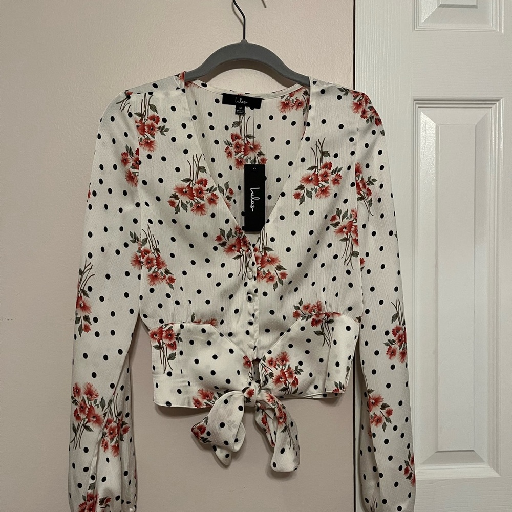 Lulu's White Floral Polka Dot Tie-Front Blouse NWT